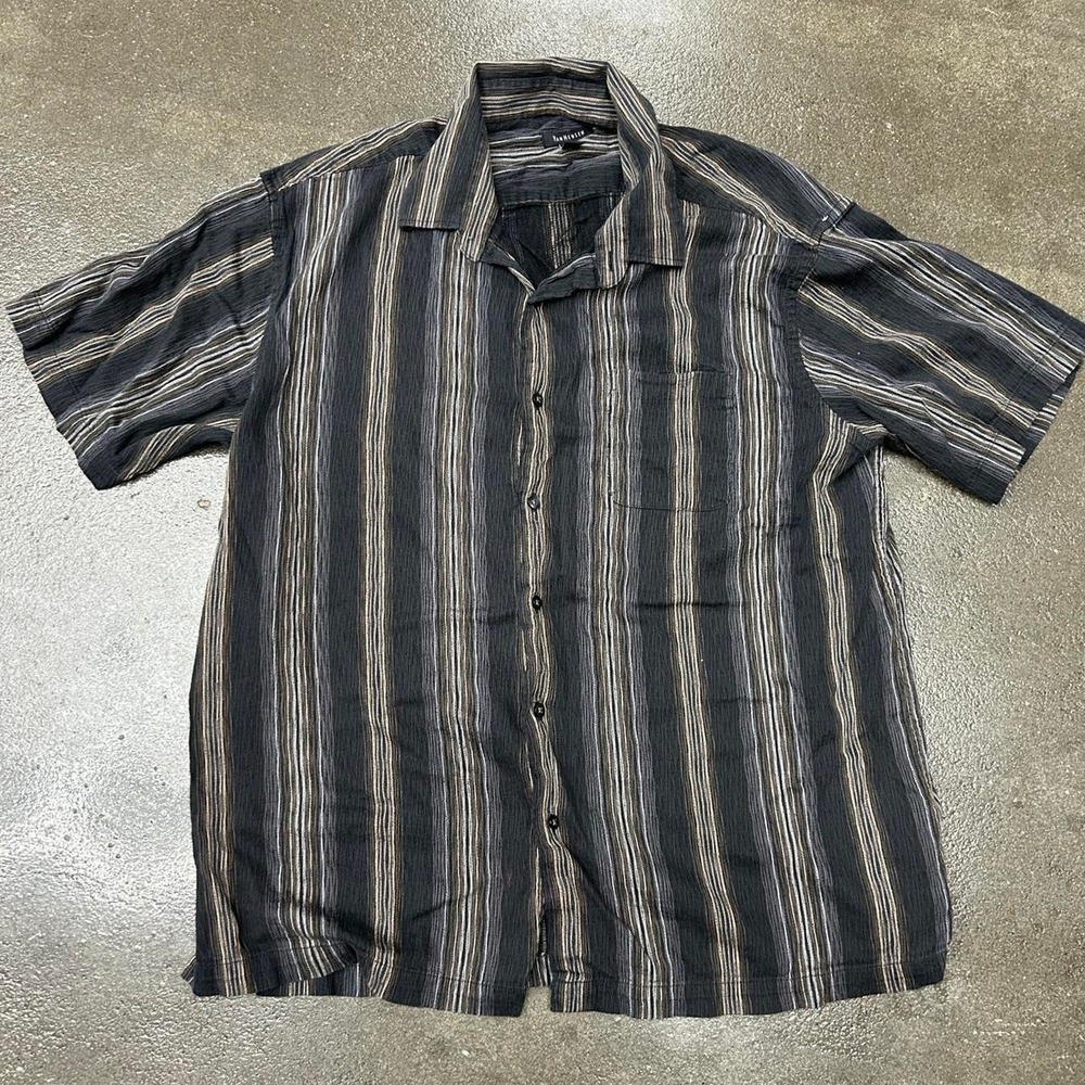Van Heusen vertical striped short sleeve button up men's 2XL shirt